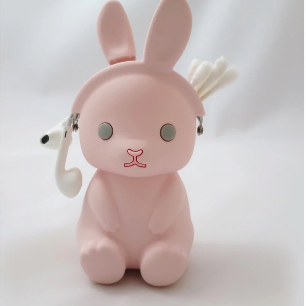 p+g Design Pink Pochi Pouch Bunny  Wallet Made Of Silicone W/ Snap Close Ears